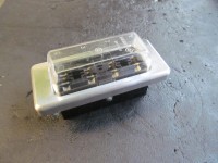 Sicherungskasten mit Adapterrahmen in roh